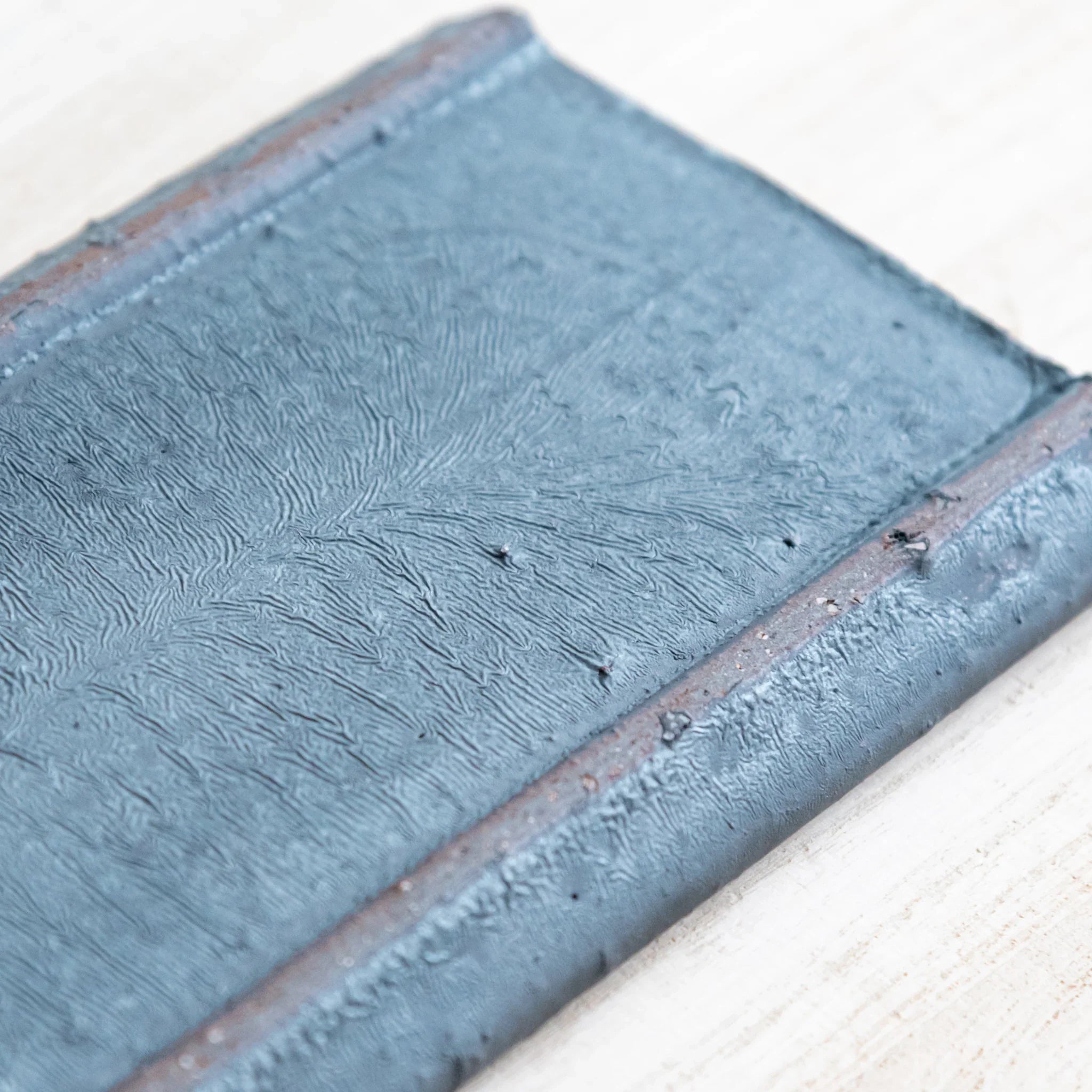 Echizen Kawara silver gray ceramic pen tray with four slots shown in composition displayed composition view