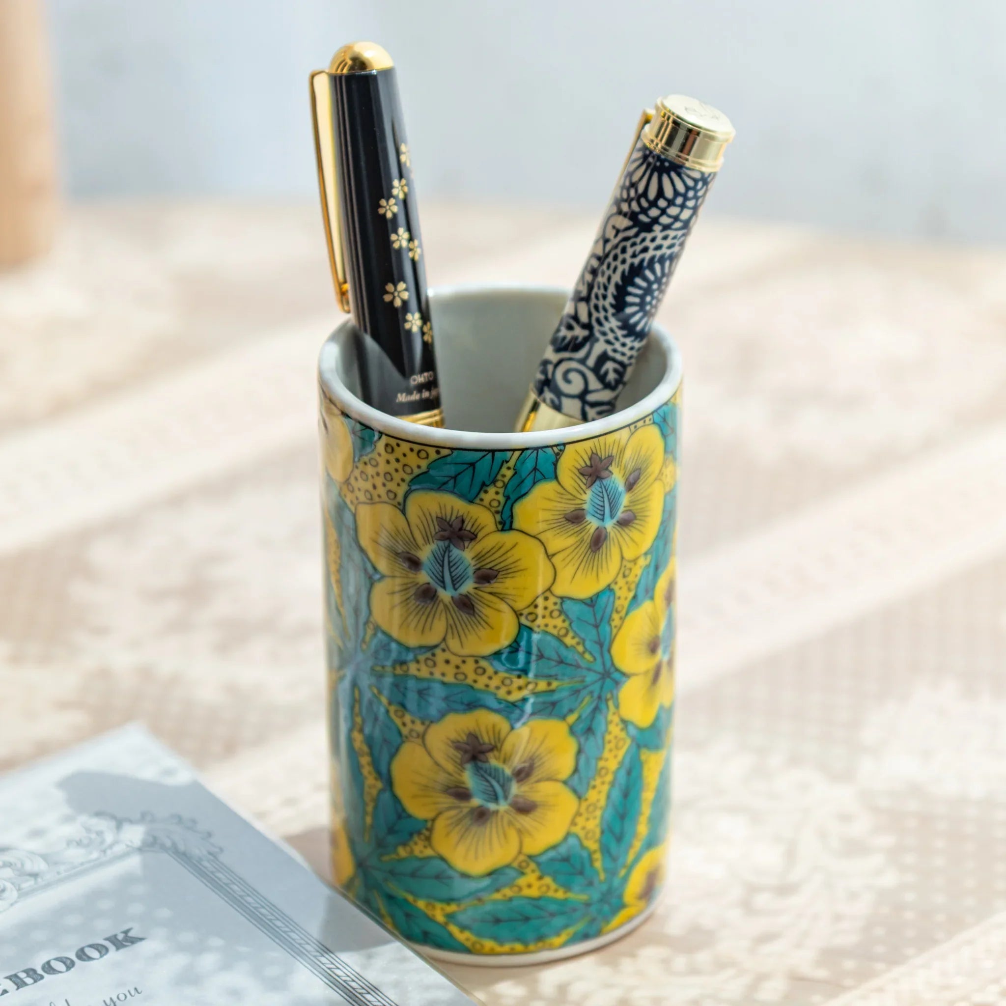Hollyhock Kutani ceramic pen holder featuring traditional hand-painted flower design gold for refined desk organization