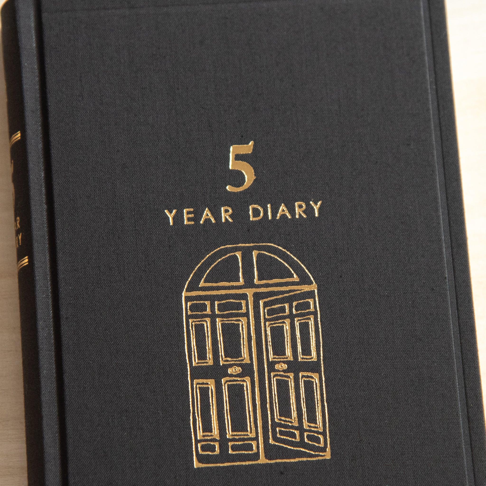 Midori 5-year journal, binding side showing how pages attach to cover, Japanese stationery item with quality construction and