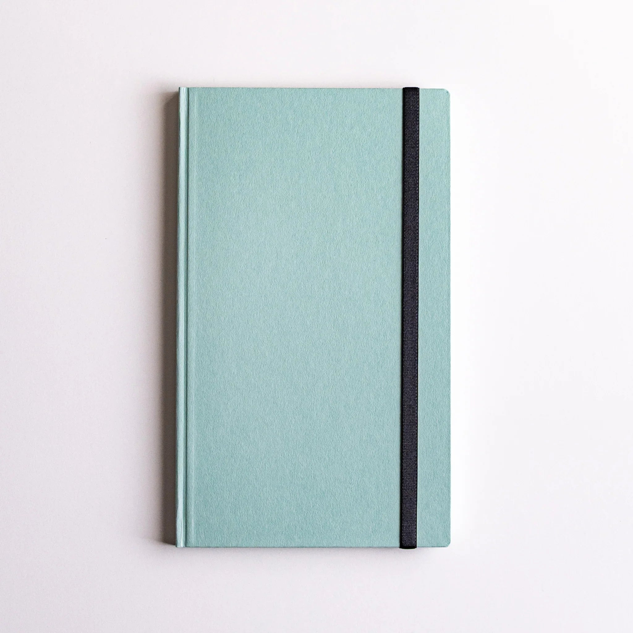Multi-Use Notebook Band for Dressco B6 Variant Size, color and material variant display providing full visual representation