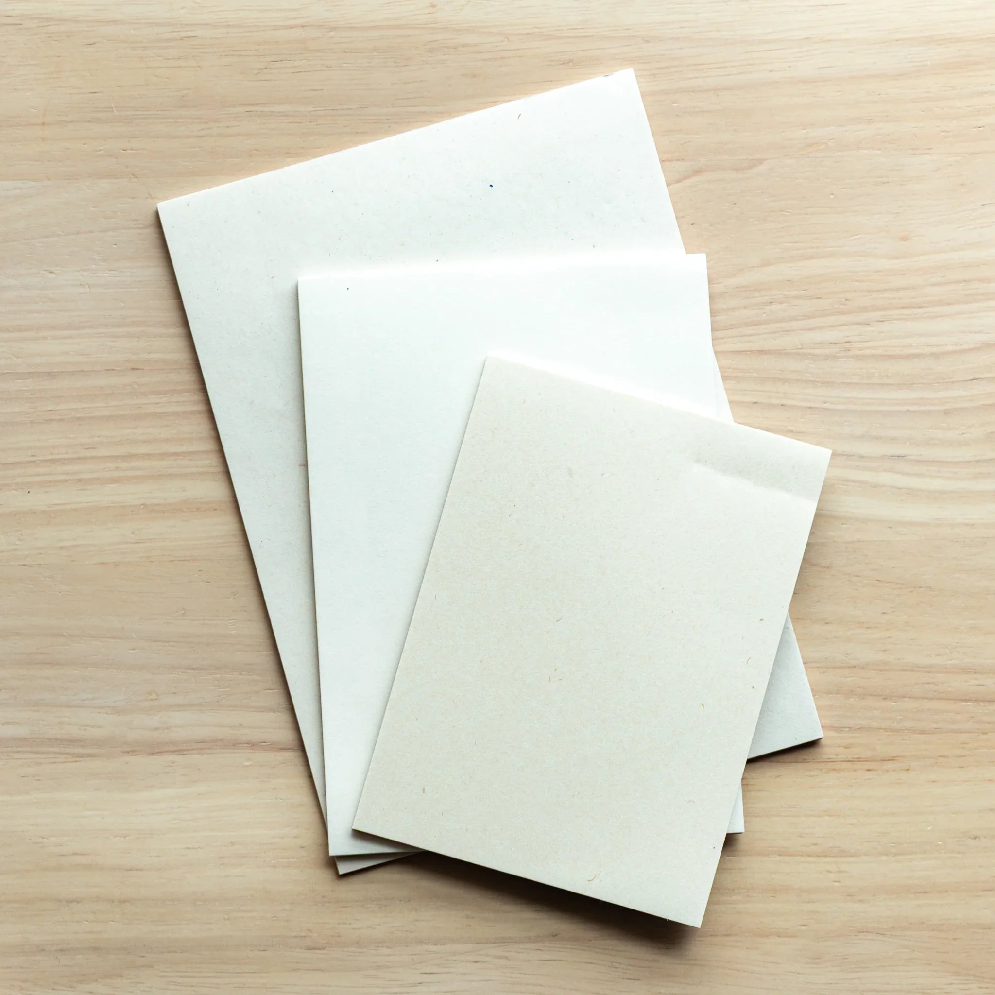 Instruction sheet displaying origin information and pen compatibility details for washi paper types in set