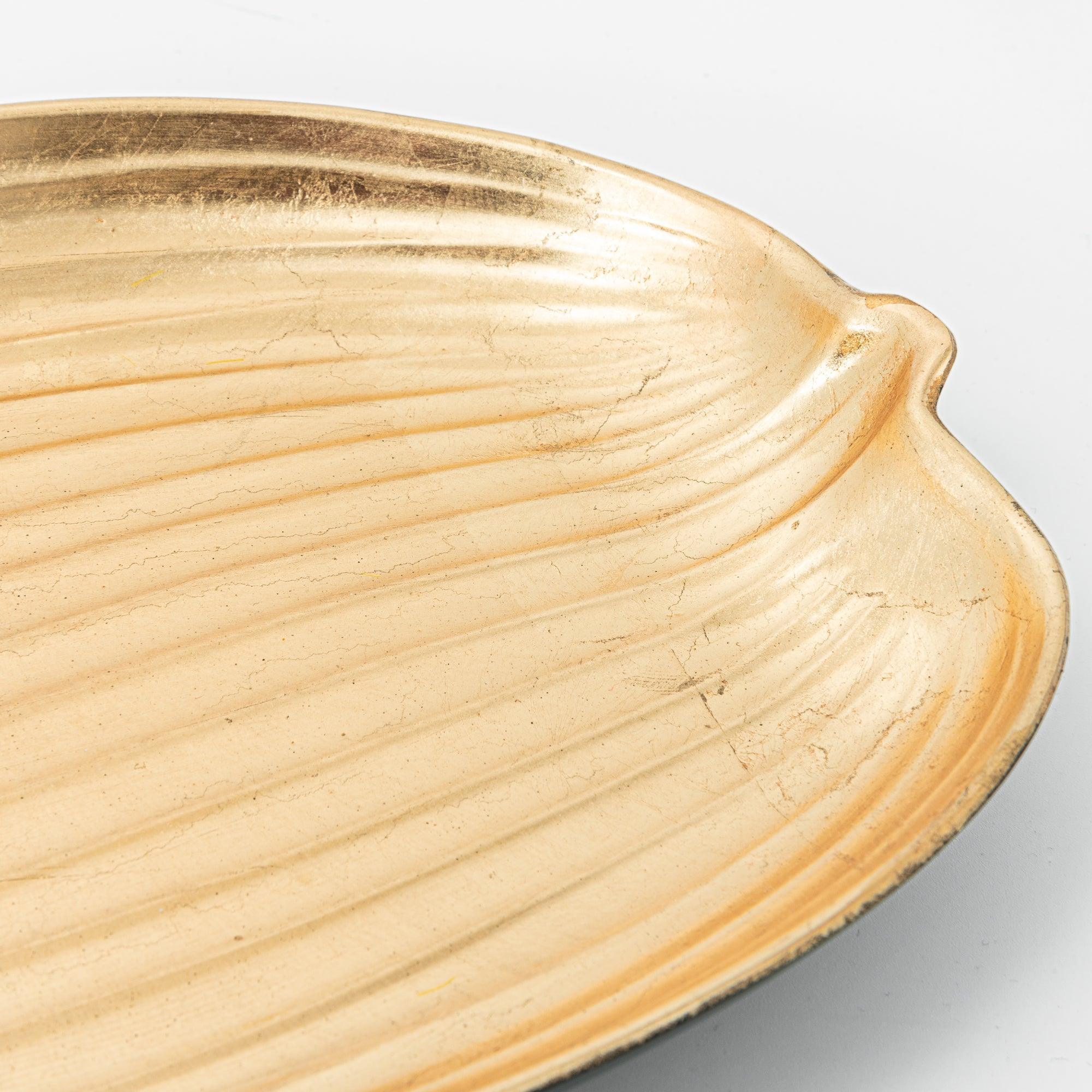 Echizen lacquered tray features bamboo leaf artwork with hand-applied precious gold, refined for organizing writin