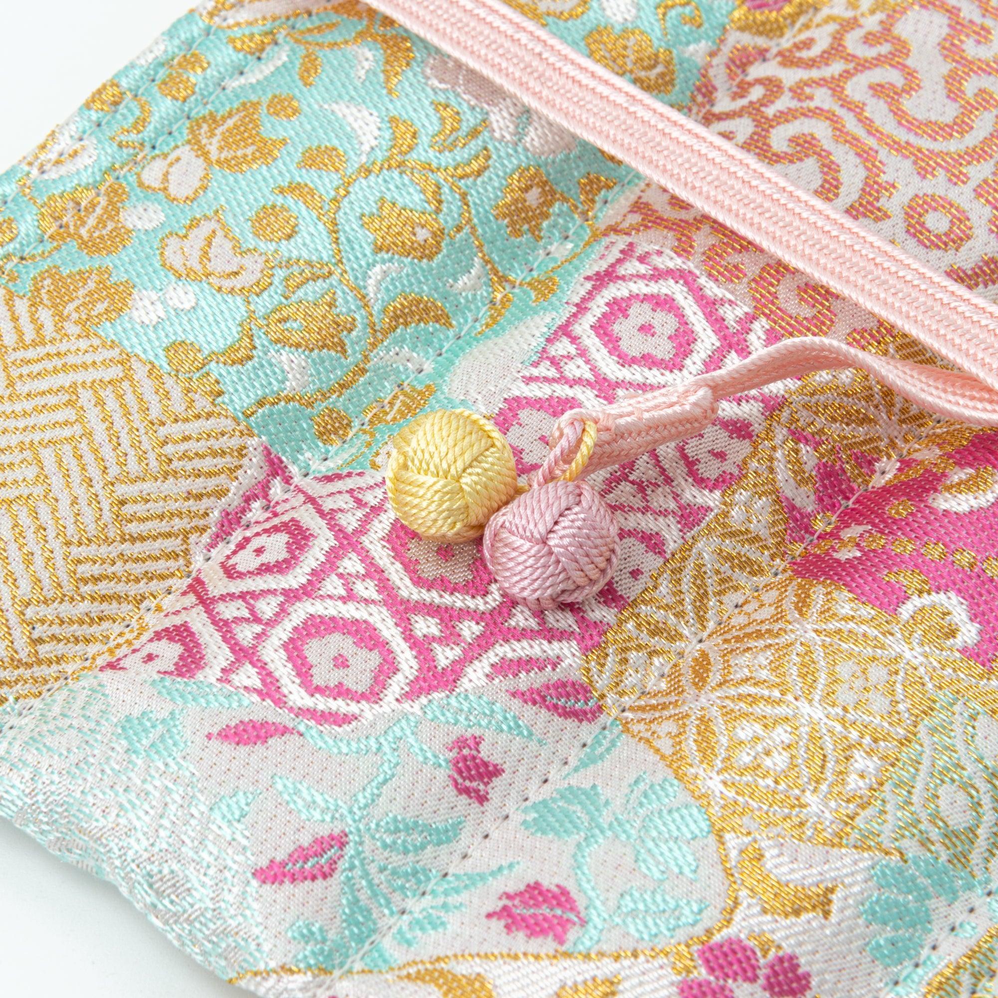 Blooming Patchwork Nishijin Silk Fountain Pen Case - Triple Slot - yurie, tilted angle revealing structure