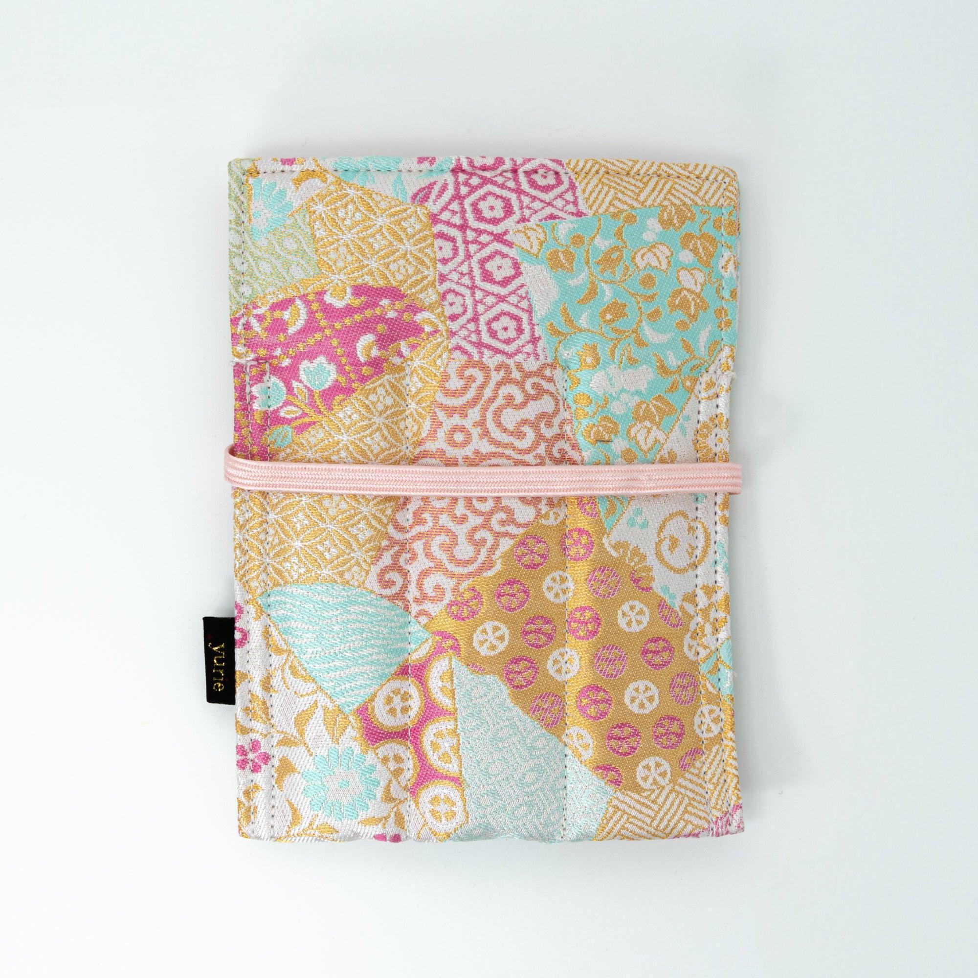 Blooming Patchwork Nishijin Silk Fountain Pen Case - Triple Slot - yurie, three-quarter angle of product