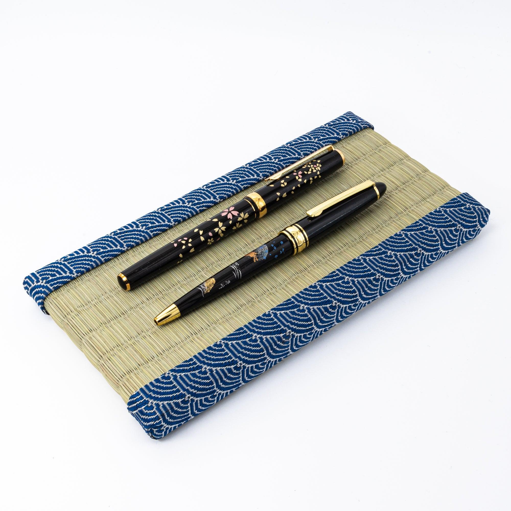 Side profile of Blue Yachiyo pen tray revealing depth and layered tatami construction showing product quality and design d