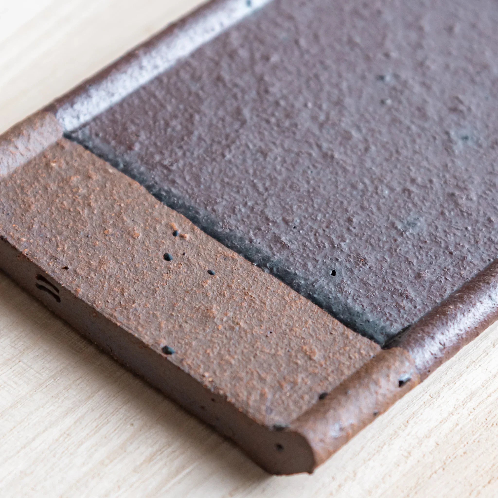 Echizen Kawara red tile ceramic pen tray with four slots shown in composition detail shown in detail