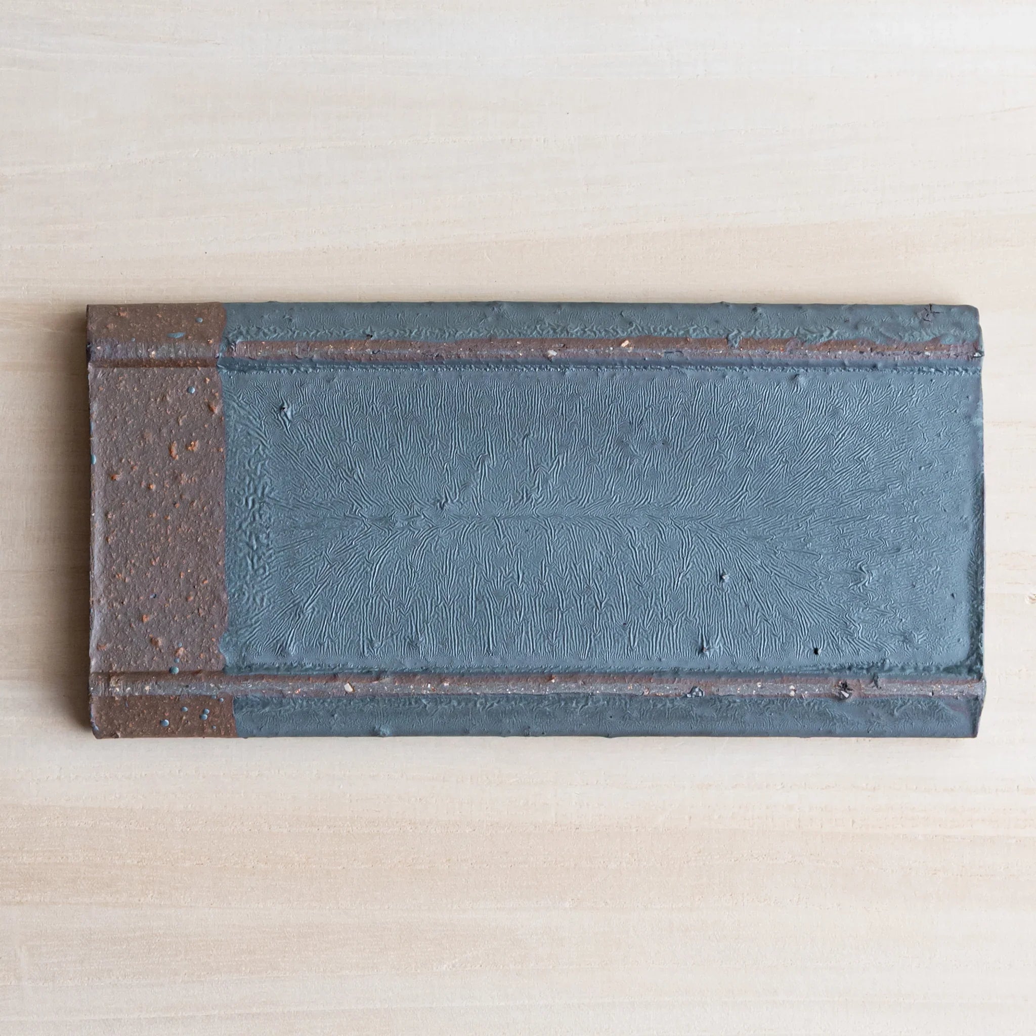 Echizen Kawara silver gray ceramic pen tray with four slots shown in composition shown view composition
