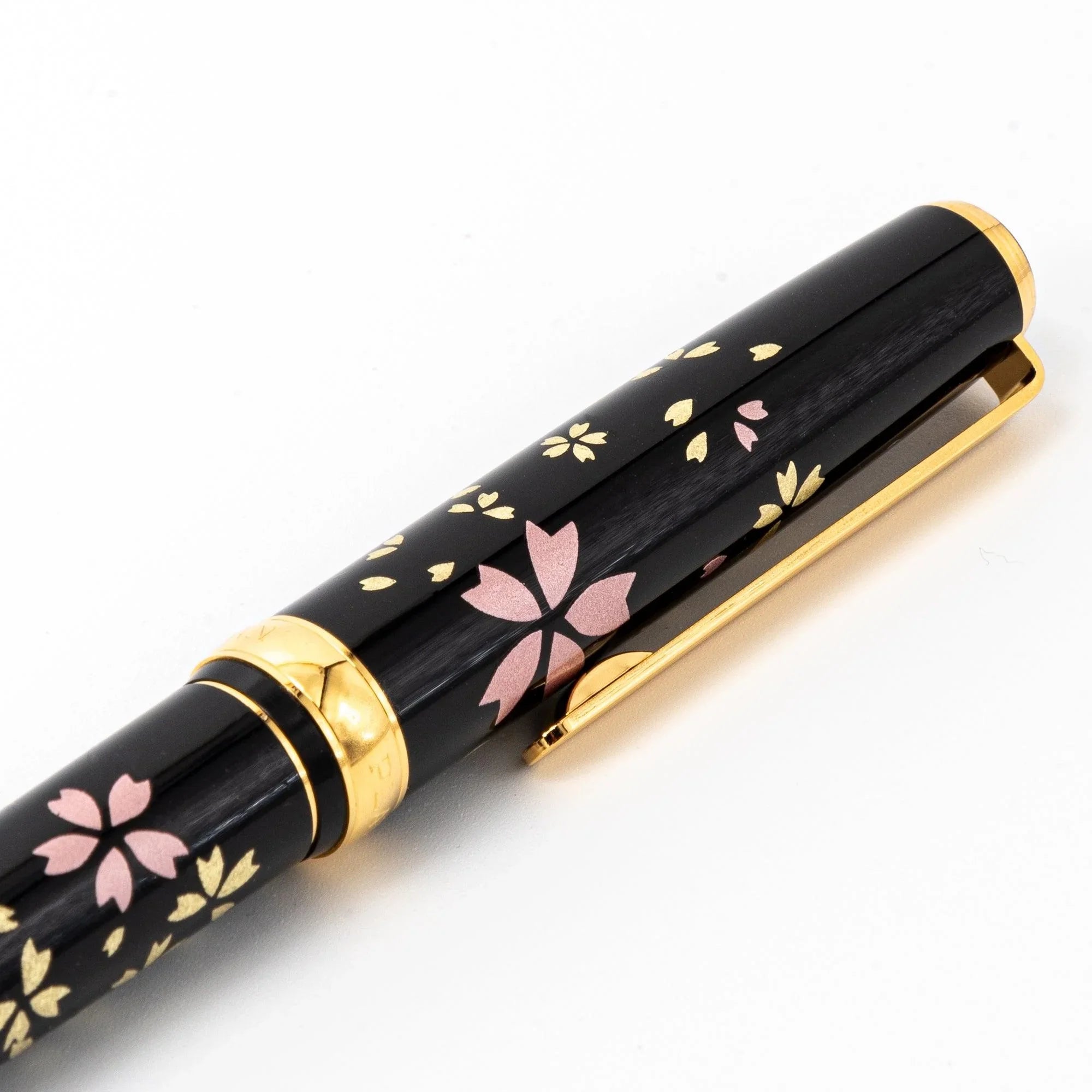 Sakura Makie fountain pen in wooden gift box with white ribbon, Japanese stationery packaging, Japanese gift packaging