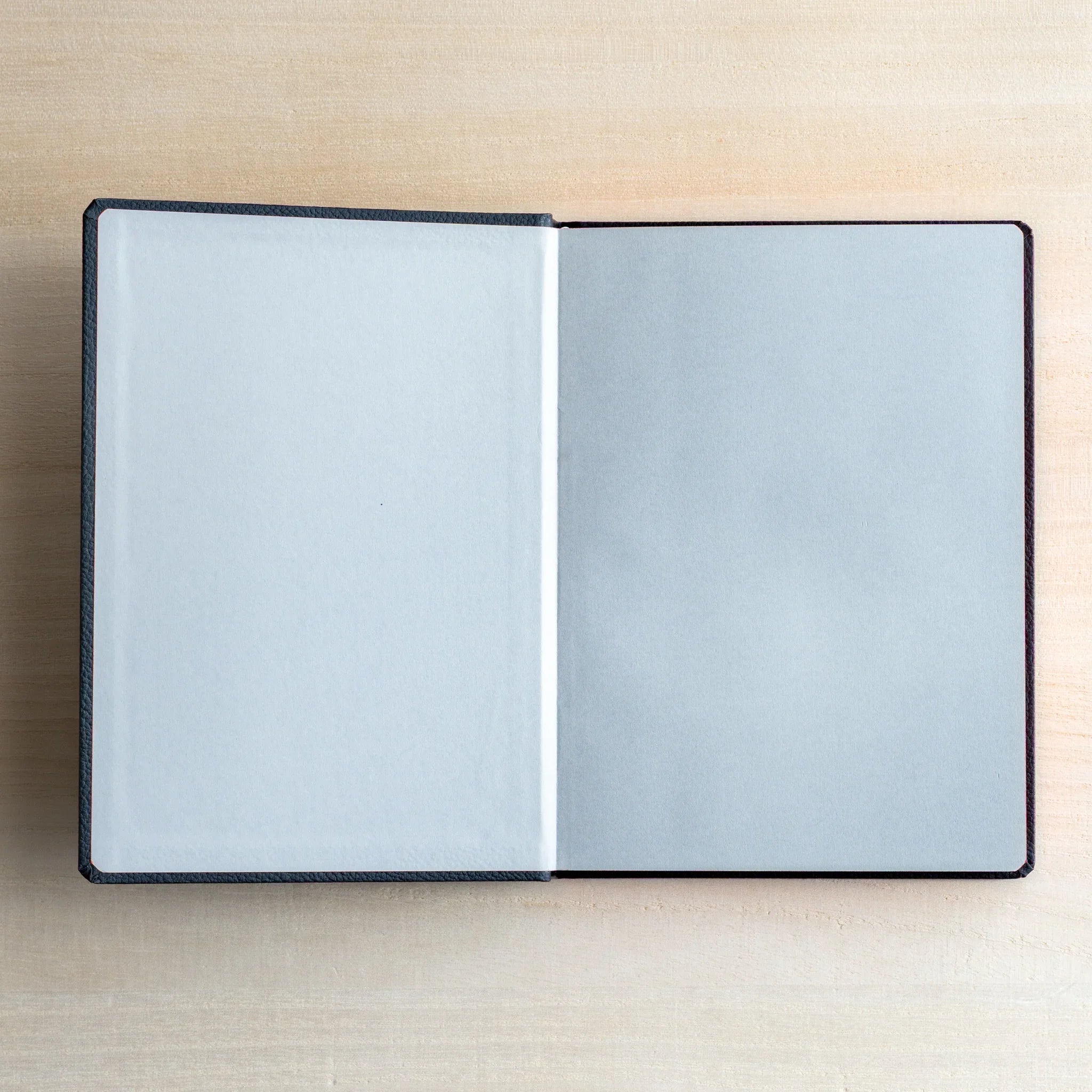 Life Noble A6 planning notebook, product photo hardcover design with closure mechanism                        