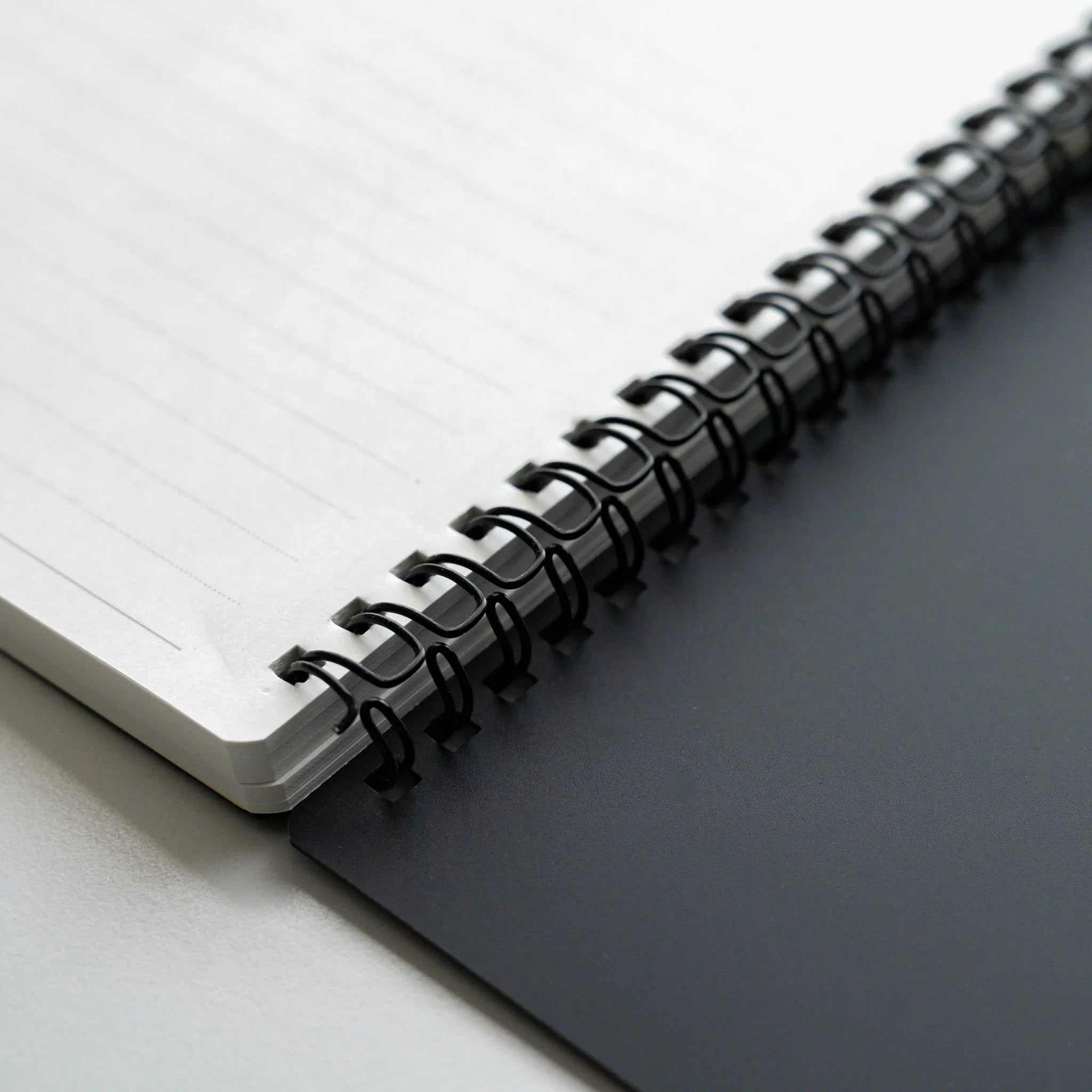 Maruman Mnemosyne notebook, detail of 8mm line spacing, Japanese Maruman Mnemosyne ring-bound notepad with thick smooth