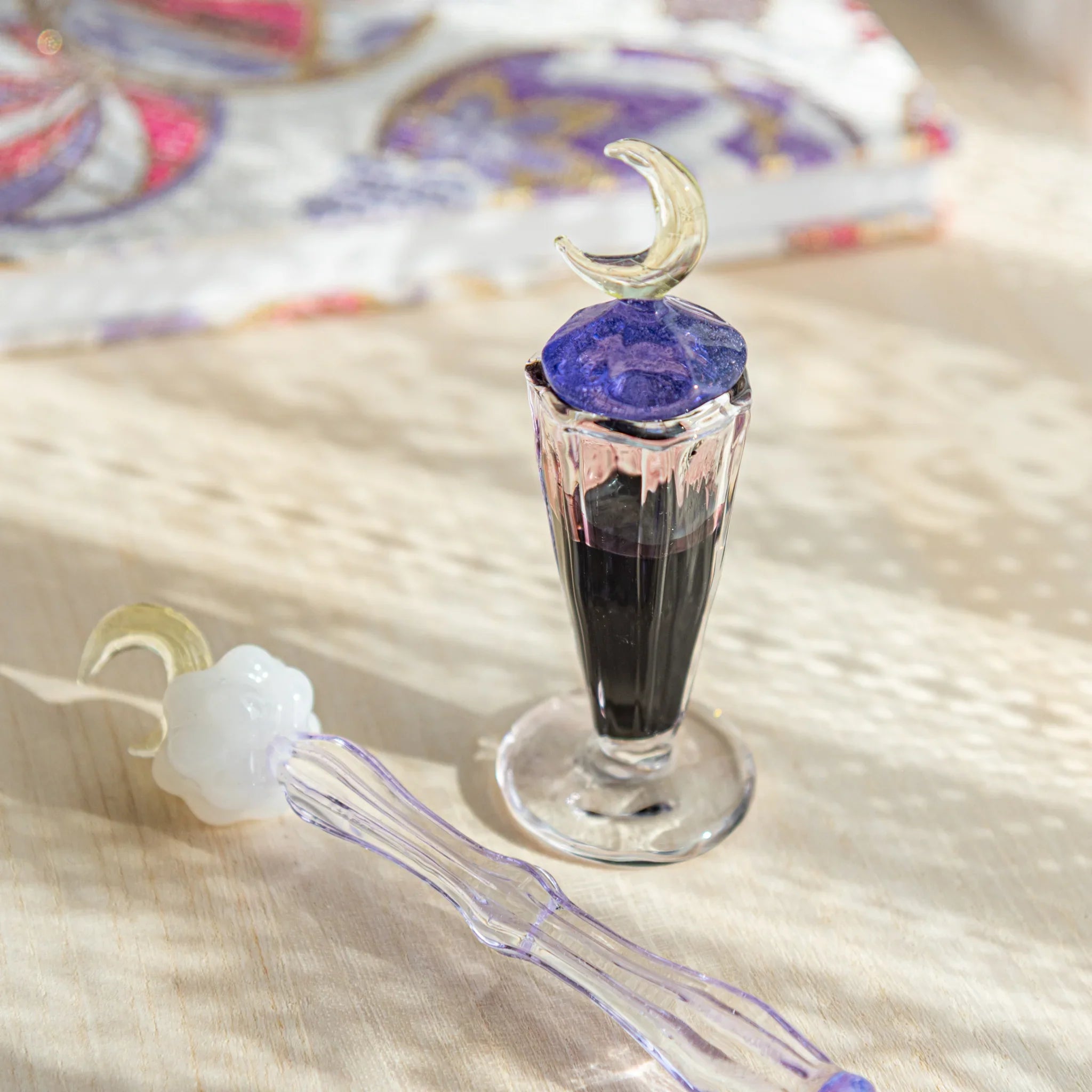 Complete glass ink well product shot and features and features and features and features and features