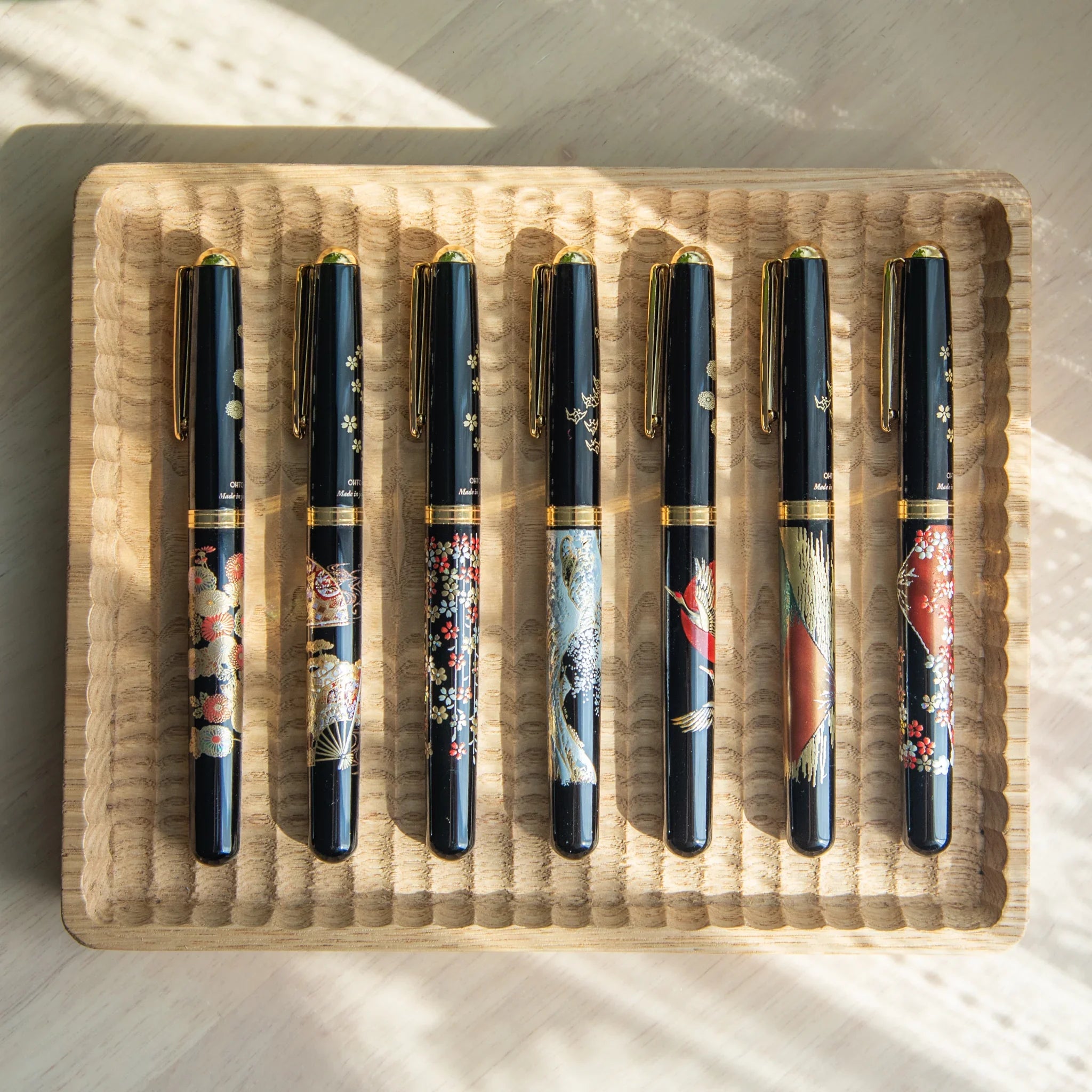 Hand-finished Yamanaka fountain pen features Kyoto-inspired artistic design composition for writing, Japan lacquer pen