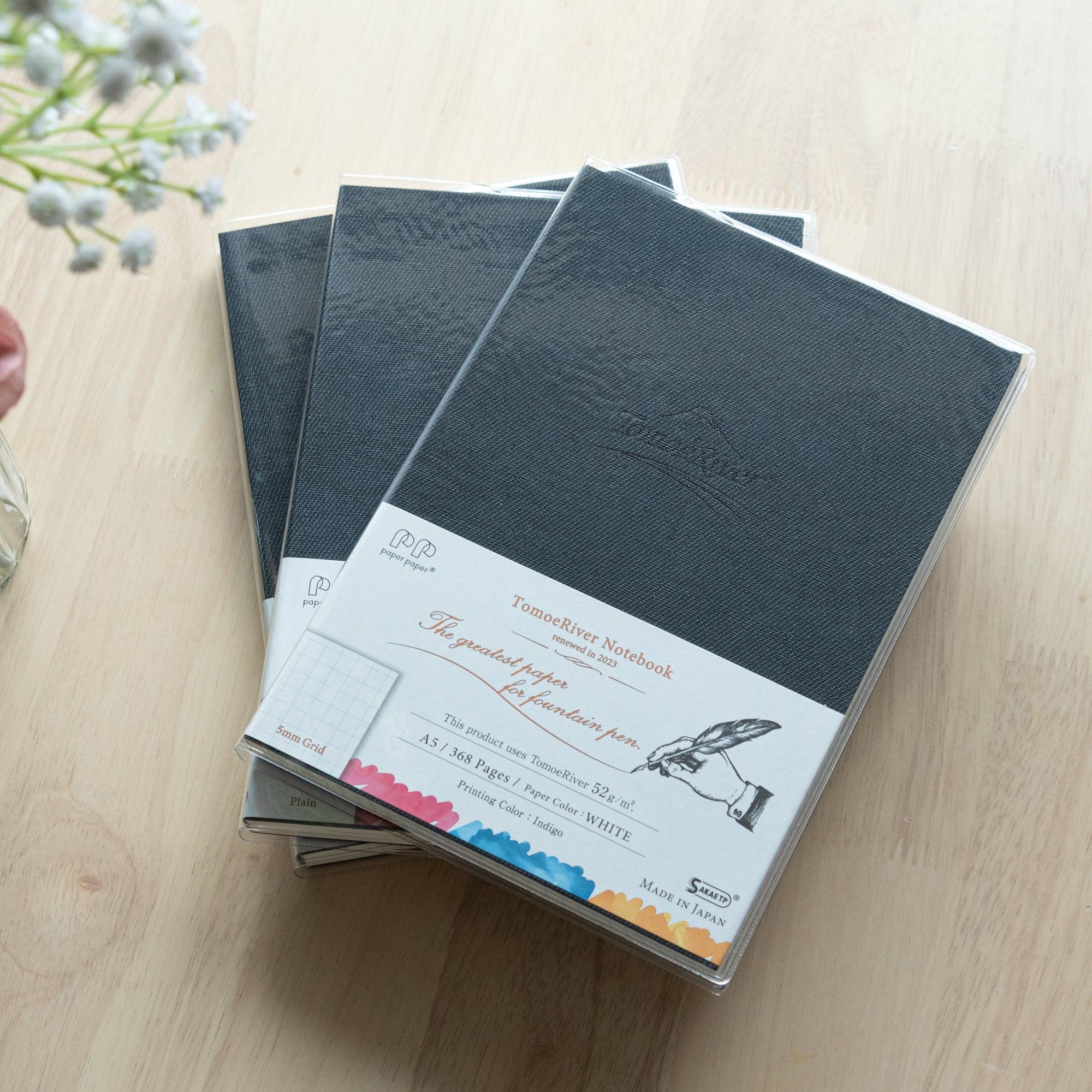 Sanzen Tomoe River FP hardcover notebook A5 with 368 pages, front cover showing binding and sleeve design detail